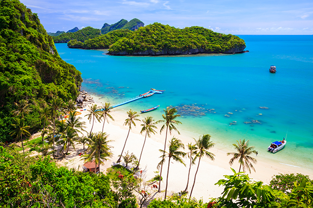 Traveling in Thailand- Koh Samui beach