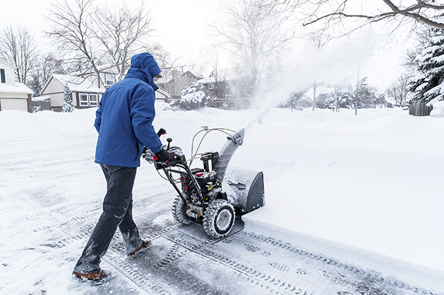 Snow Blower Maintenance Tips