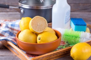 bowl of lemons