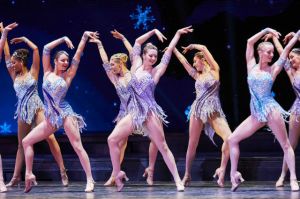 rockettes dancing