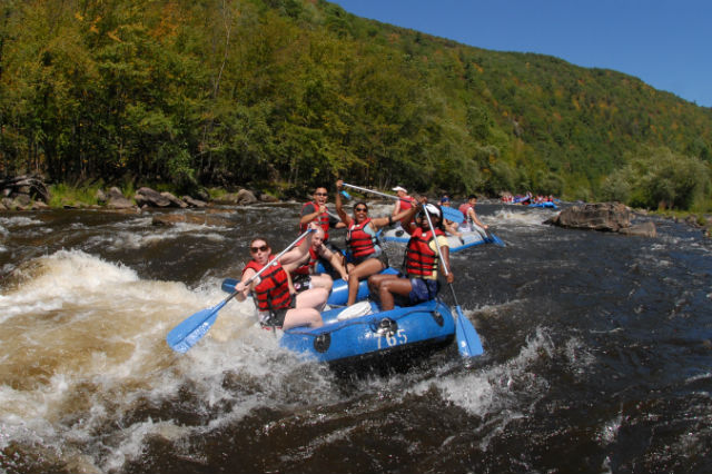 pocono mountains whitewater rafting