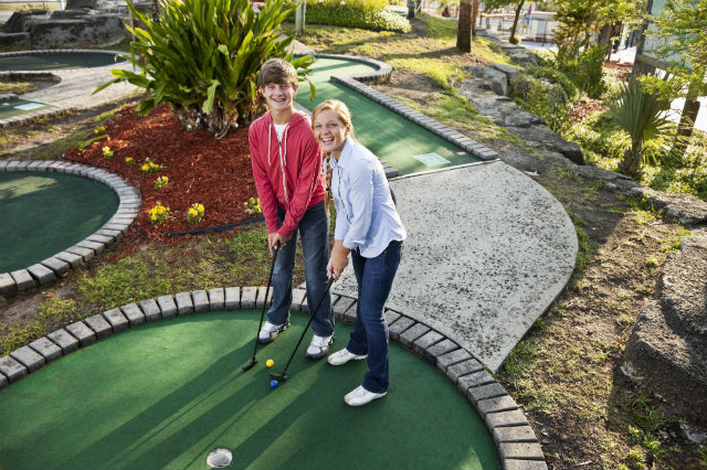 miniature golf courses 