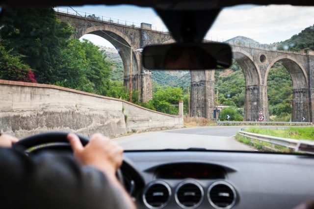 driving in sicily