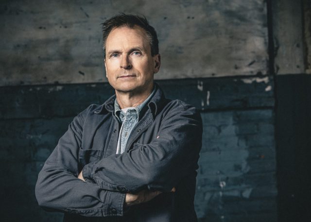 phil keoghan