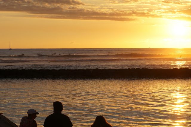 waikiki sunset