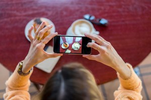 how to photograph food