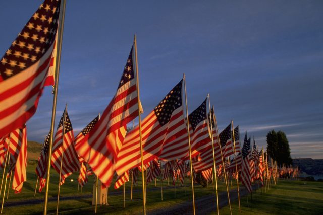 memorial day flags