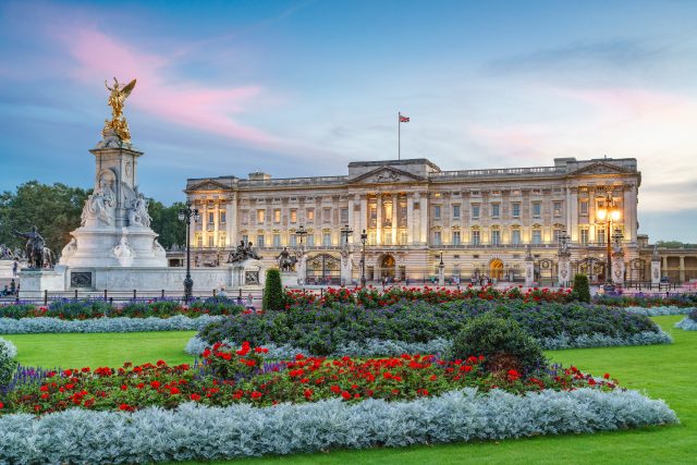 london in a week - buckingham palace