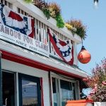 spend a moment flo's clam shack