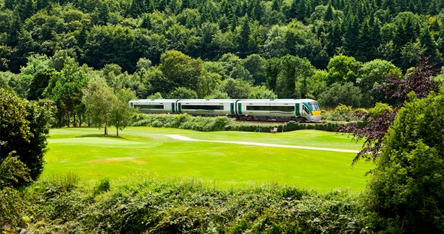 Iranrod Eireann. Rosslare to Dublin line. Woodenbridge golf course