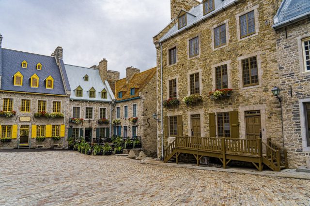 Destination dupes--Quebec City