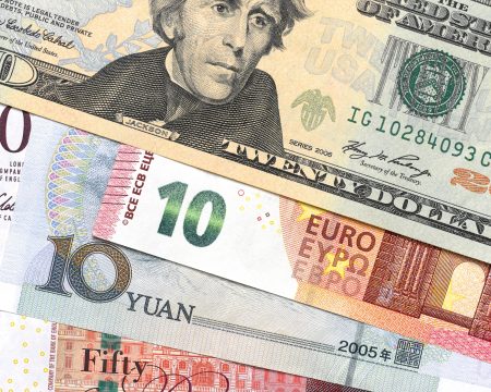 how to manage money abroad